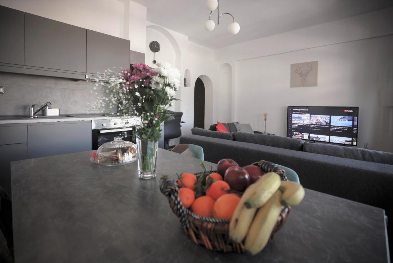 Modern 2 Bedroom Next To Metro - Marousi * Ateny