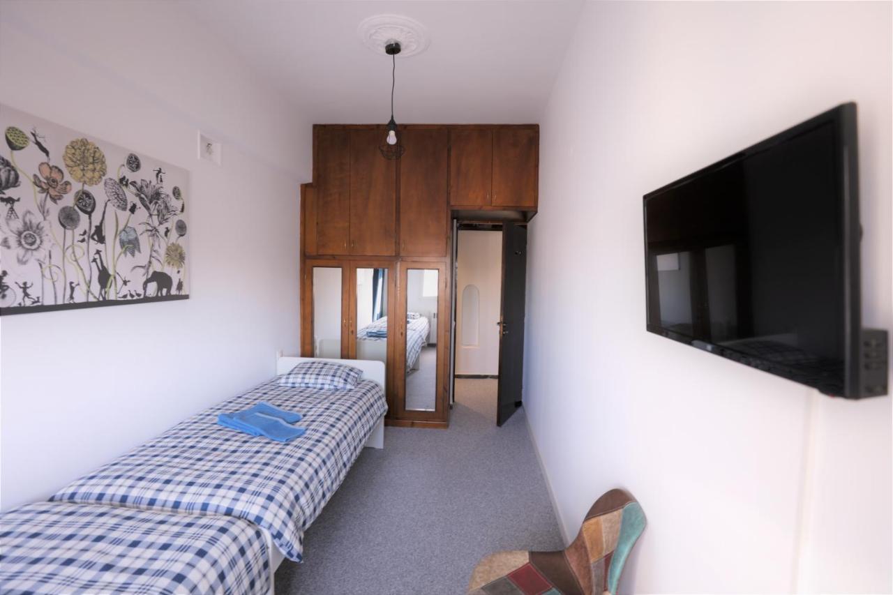 Modern 2 Bedroom Next To Metro - Marousi *