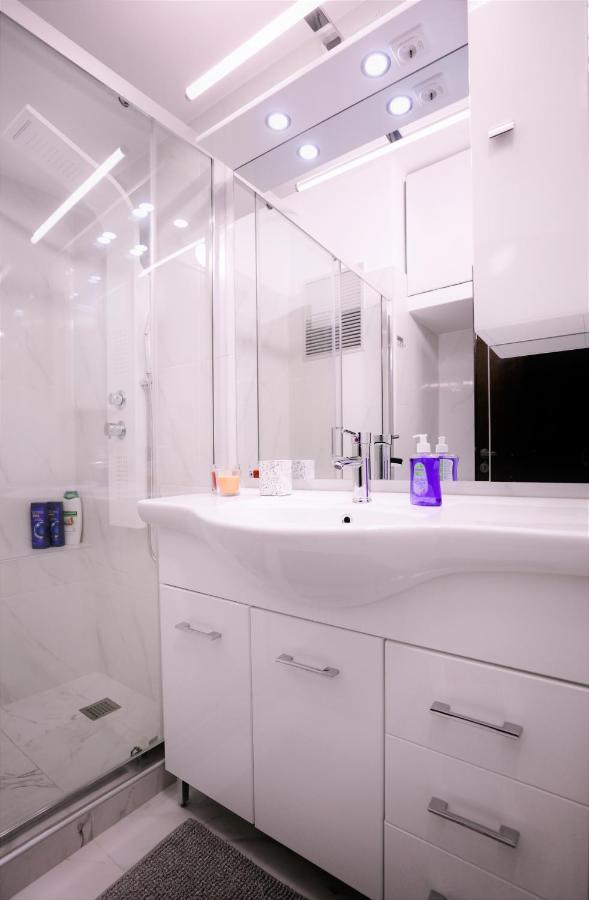 Apartament Modern 2 Bedroom Next To Metro - Marousi Ateny