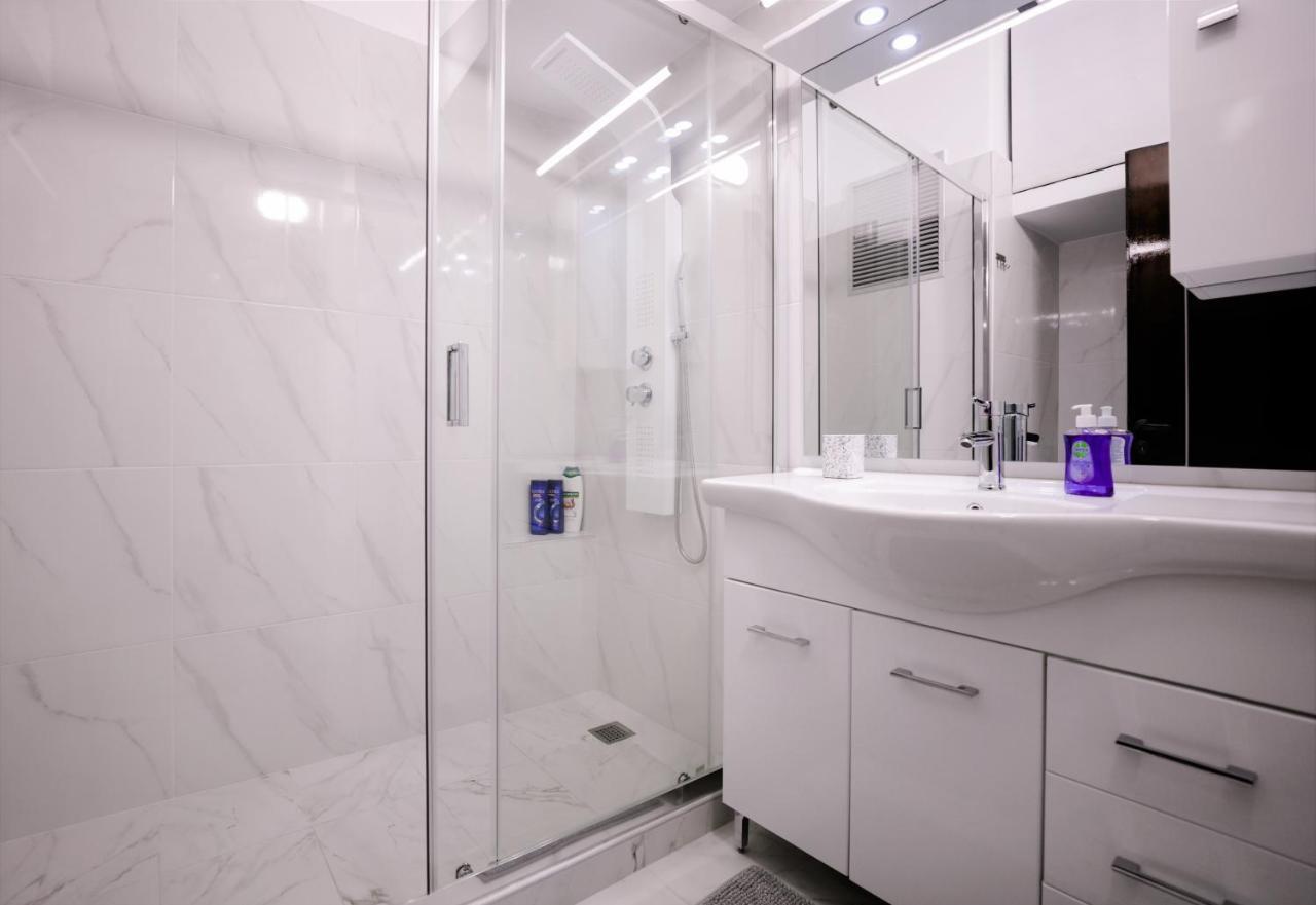 Modern 2 Bedroom Next To Metro - Marousi Apartament Ateny