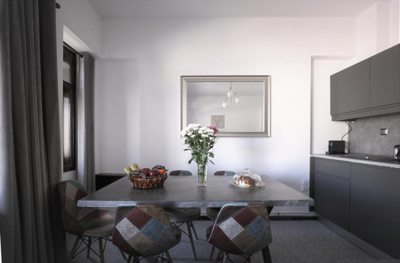 Modern 2 Bedroom Next To Metro - Marousi Apartament