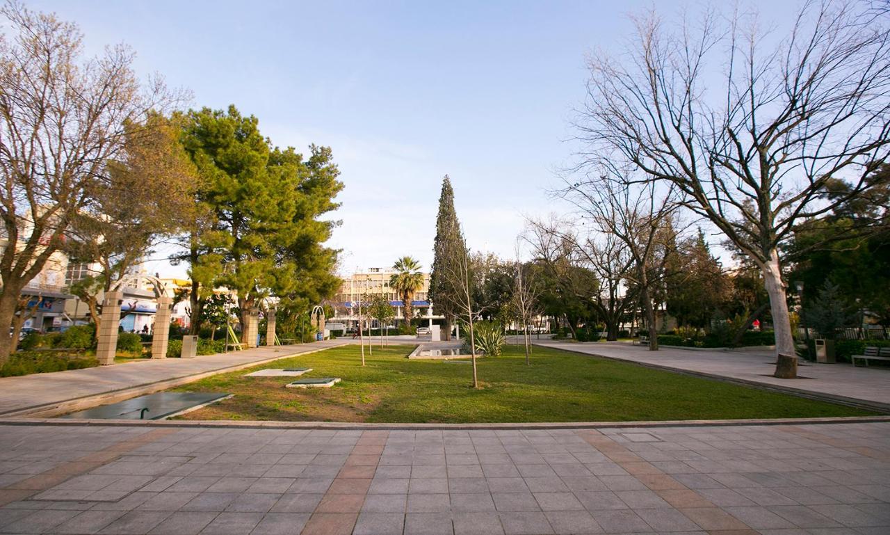 Apartament Modern 2 Bedroom Next To Metro - Marousi